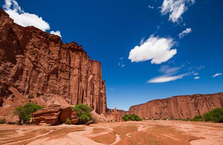 Mejores Gastronomías y Hospedajes en La Rioja