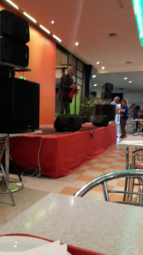 El Patio De Comidas Del Vea