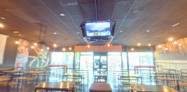 Av. Hipólito Yrigoyen 1630, M5600 San Rafael, Mendoza