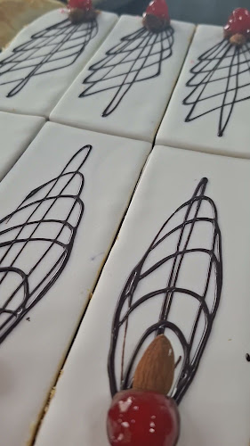 Comentarii opinii despre Confiteria Y Panaderia Santa Rosa