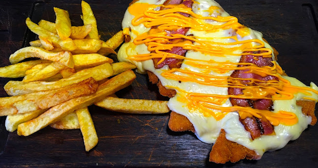 Av. Raúl Alfonsín 3645 3400, W3402 Corrientes