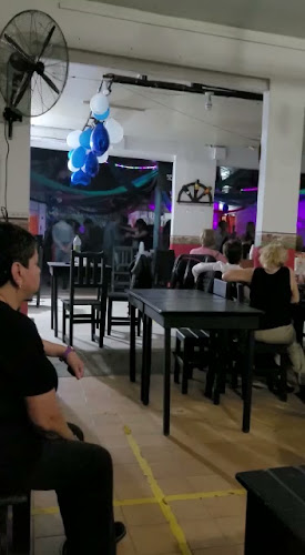 Opinii despre El Rincon Provinciano De Malvinas Argentinas în Ingeniero Pablo Nogués - Gastronomía y hostelería