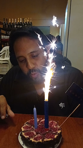 La Aurora Sanguchería