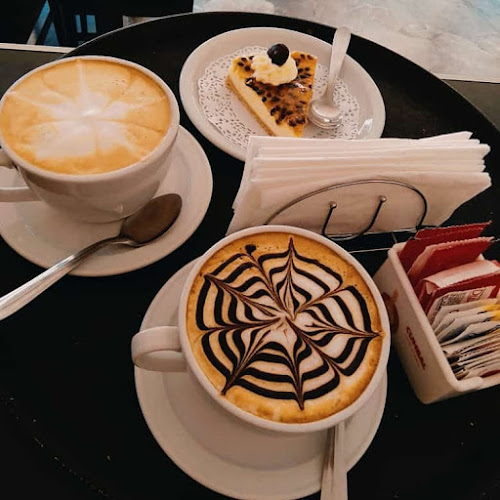 Comentarii opinii despre Tina cafetería