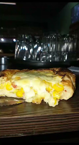 Comentarii opinii despre Pizzería El Yaveño. Horno a Leña