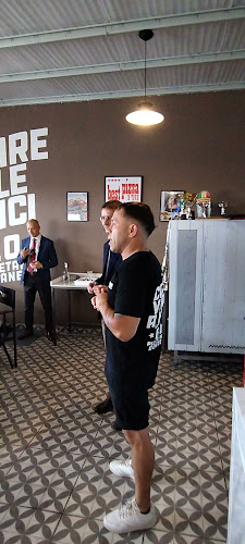 Opinii despre Bizzo Pizza în Bahía Blanca - Gastronomía y hostelería