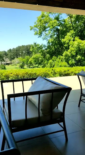 Opinii despre Camellias Golf Campos de Te în Oberá - Gastronomía y hostelería