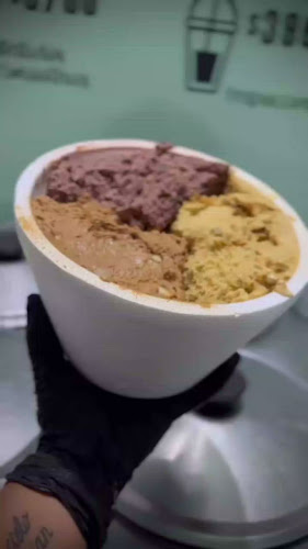 Opinii despre HELADERIA EZENINA în Los Hornos - Gastronomía y hostelería