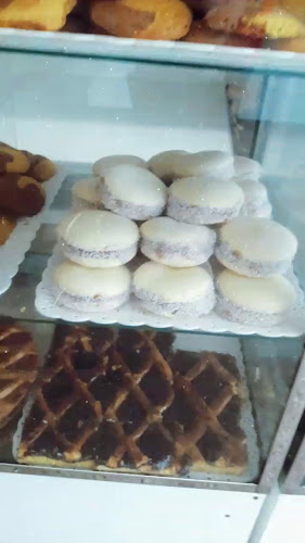 Comentarii opinii despre Panadería Dos Reinas