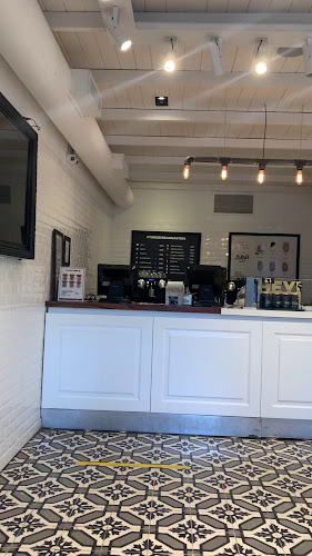 Martínez Buenos Aires AR, Av. del Libertador 14141, B1640 AOM