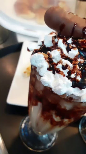 Opinii despre Yo Heladerías - Yo Café în Santiago del Estero - Gastronomía y hostelería