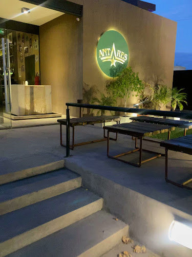 Opinii despre Antares San Juan în San Juan - Gastronomía y hostelería