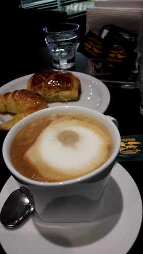 Opinii despre La Boston Confitería în Mar del Plata - Gastronomía y hostelería