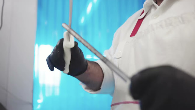 Opinii despre San Andrés Chacinados Fueguinos... (Salames de Cordero). în Río Grande - Gastronomía y hostelería