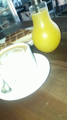 R y B coffee - Gastronomía y hostelería