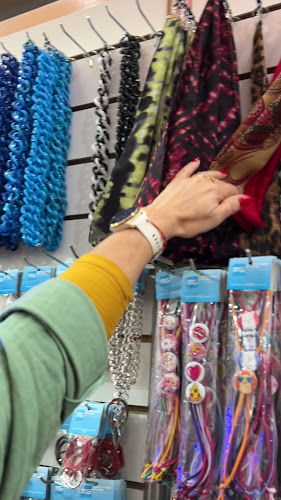 Fray Luis Beltran y Manuel Cardeñosa, Hotel Holiday Inn, X5008 Córdoba