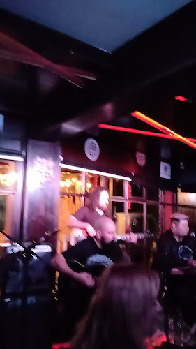 Alberdi 344, Z9400 Río Gallegos, Santa Cruz