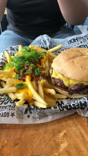 Opinii despre Big Pons San Isidro în San Isidro - Gastronomía y hostelería