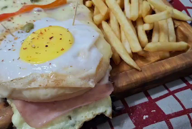 Opinii despre Hamburguesería CHICHO în Corrientes - Gastronomía y hostelería