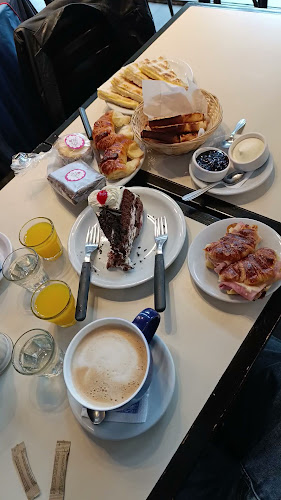 Opinii despre La Esquina de Güemes în Mar del Plata - Gastronomía y hostelería