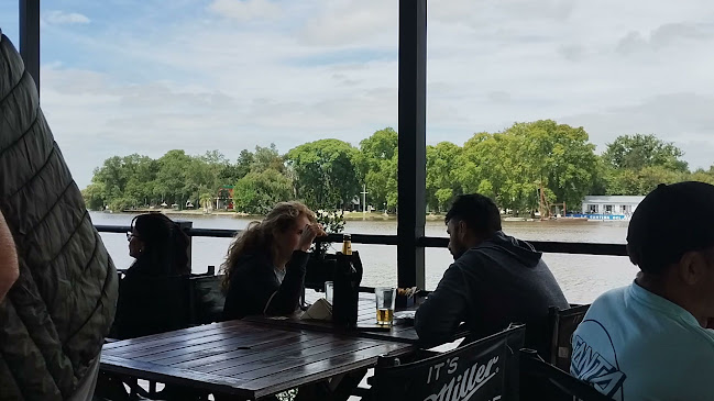 Opinii despre Terraza Cafeteria - Restaurante în Gualeguaychú - Gastronomía y hostelería