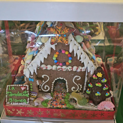 Opinii despre La Tiendecita Blanca în miraflores - Gastronomía y hostelería