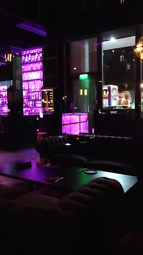 Opinii despre The Crown în Trelew - Gastronomía y hostelería