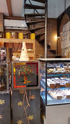 El Nazareno: Fábrica Familiar de Alfajores y Especialidades. - Gastronomía y hostelería