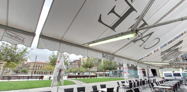 Comentarii opinii despre Café Iruña