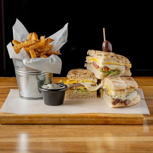 Parador El Cuadrado V. Belgrano (Lomos y Hamburguesas)