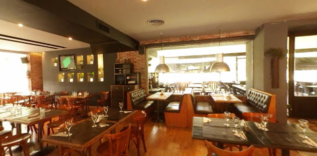 Pizza Zeta Parque Sarmiento Restaurante