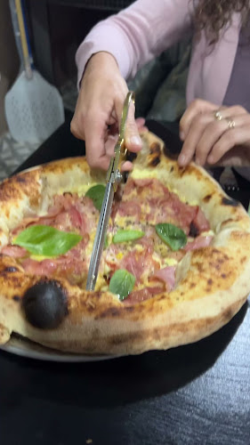 Opinii despre Bizzo Pizza în Bahía Blanca - Gastronomía y hostelería