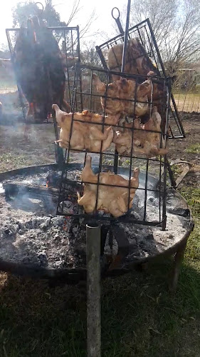 Opinii despre Parrilla Ruta 4- LO DE CANO în Llavallol - Gastronomía y hostelería