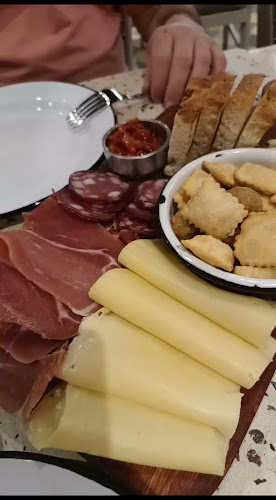 Opinii despre Nipoti Shopping în Mendoza - Gastronomía y hostelería