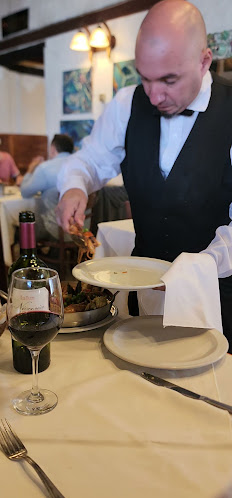 Opinii despre Restaurant Su Casa Pilar în Del Viso - Gastronomía y hostelería