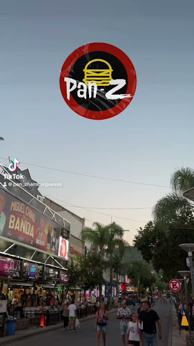 PAN-Z HAMBURGUESERIA SMASH - Villa Carlos Paz