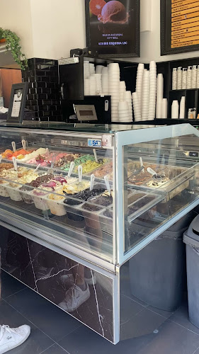 Opinii despre Heladeria H - Sucursal La Plata în La Plata - Gastronomía y hostelería