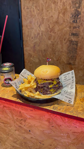 Opinii despre PAN-Z HAMBURGUESERIA SMASH în Villa Carlos Paz - Gastronomía y hostelería