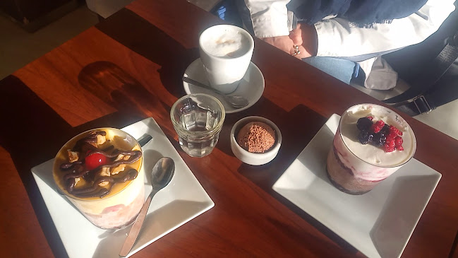 Opinii despre Augustus Heladería în Mar del Plata - Gastronomía y hostelería