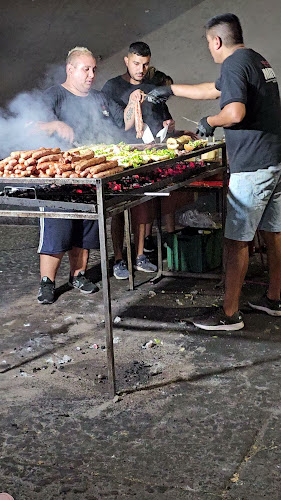 Choris "Matilde" De Abajo Del Puente. - Gastronomía y hostelería