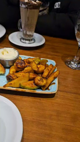 Tante Sara Café & Restó - Gastronomía y hostelería