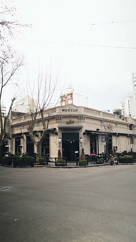 Opinii despre Cervecería Modelo în La Plata - Gastronomía y hostelería