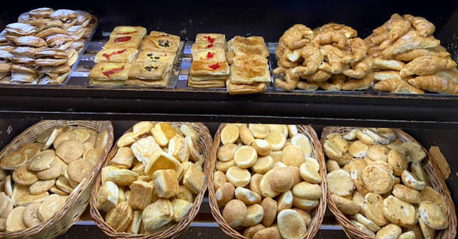 PANADERÍA & CONFITERÍA MALVINAS ARGENTINAS - Gastronomía y hostelería