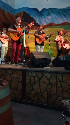 Comentarii opinii despre PEÑA RESTAURANTE "CHAQUEÑO PALAVECINO"