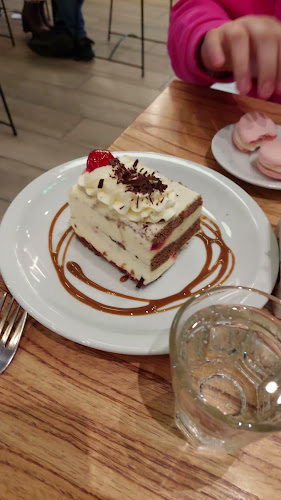 Opinii despre MÖSS Bar în Junín - Gastronomía y hostelería