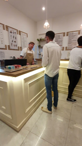 Opinii despre Amoratto Panes, Helados & Café în S3000GFR - Gastronomía y hostelería