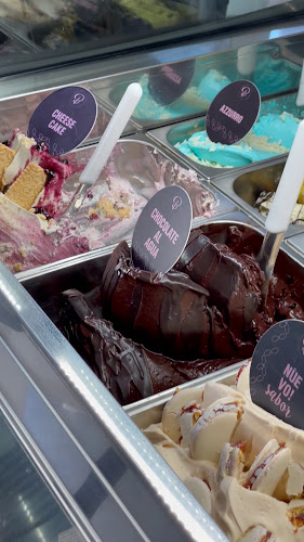 Opinii despre Bailina Heladeria în BZE - Gastronomía y hostelería