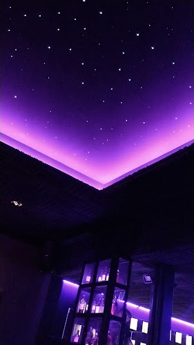 Comentarii opinii despre The Crown