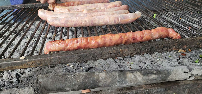 Choris "Matilde" De Abajo Del Puente.