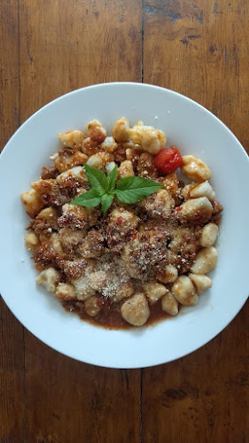 Varsovia Restó Bar - Santa Fe de la Vera Cruz